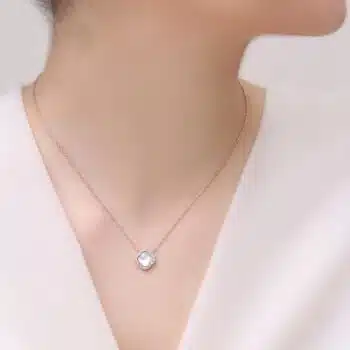 گردنبند زنانه نقره ظریف با نگین سفید مدل KEC R8 R