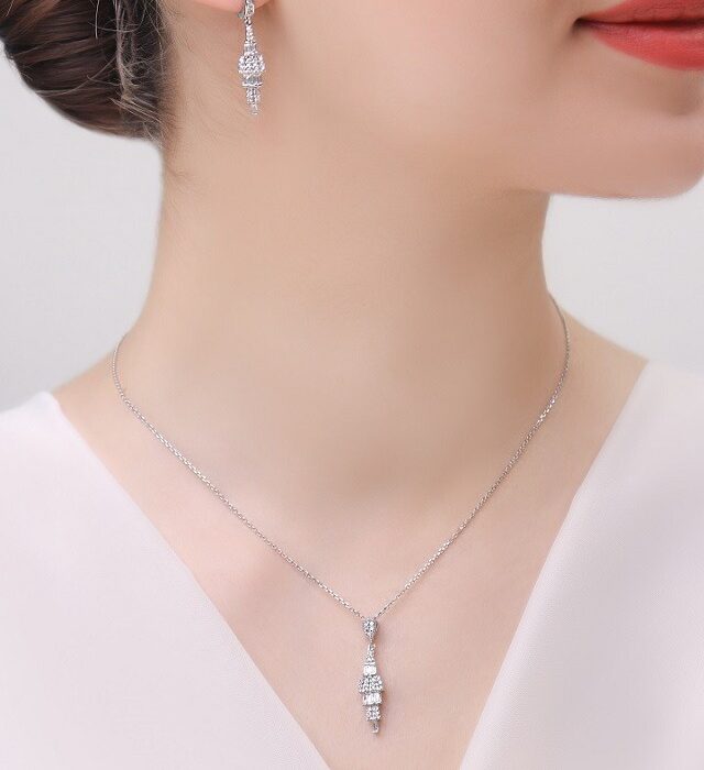 نیم ست ظریف نقره زنانه مدل NI E18