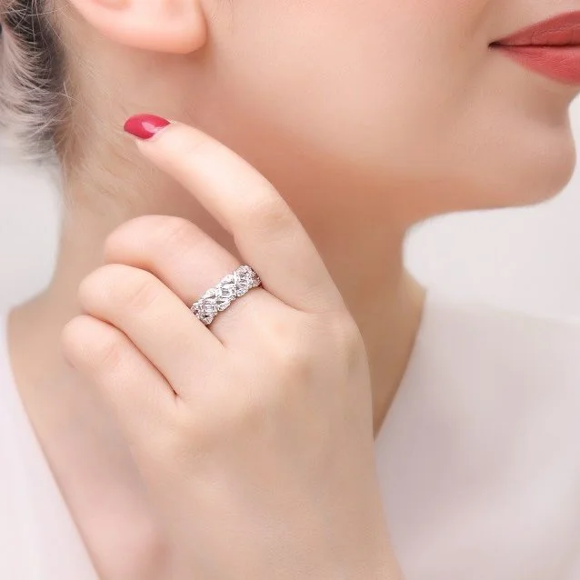 انگشتر نقره زنانه حلقه مجلسی جواهری مدل RE S21