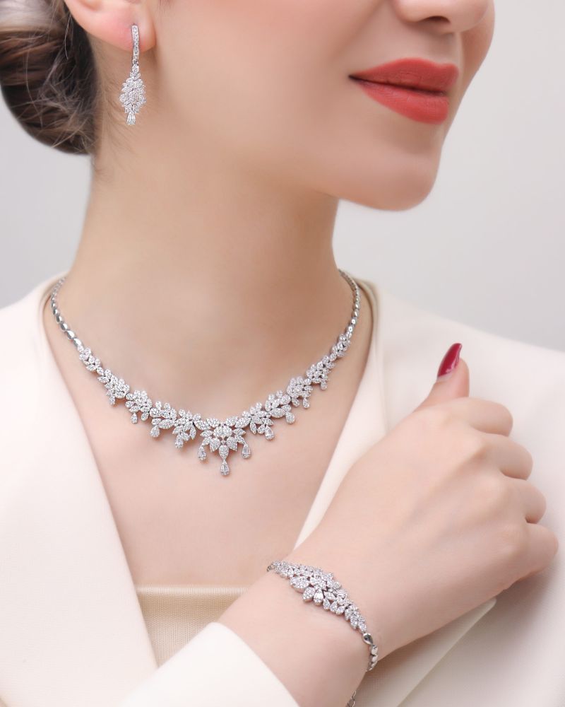 سرویس مجلسی جواهری نقره زنانه مدل SI S2