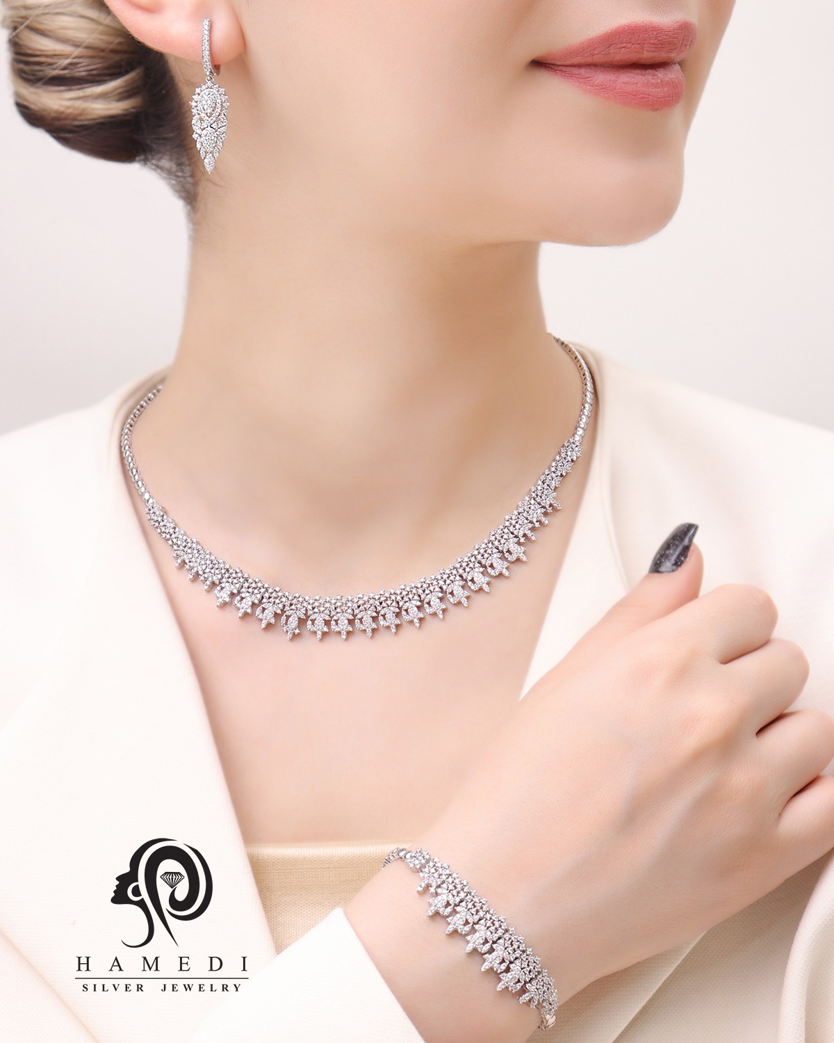 سرویس نقره زنانه مجلسی جواهری مدل SI B21