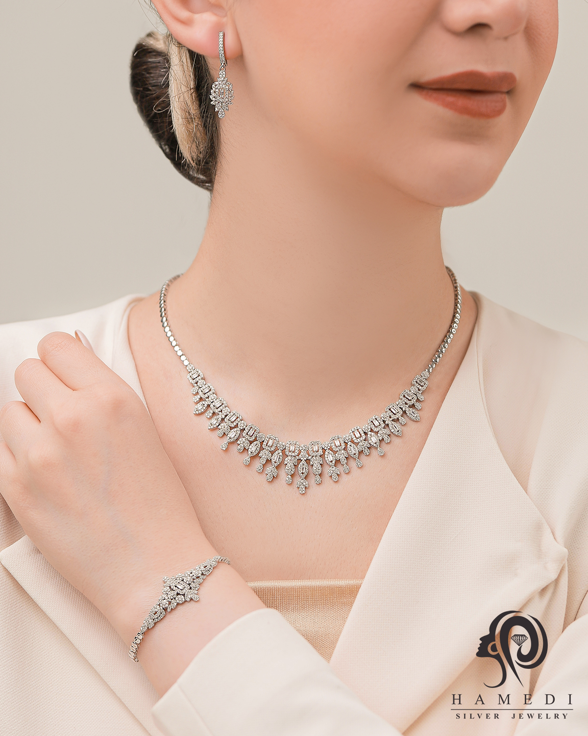 سرویس نقره زنانه جواهری مجلسی مدل SI F51