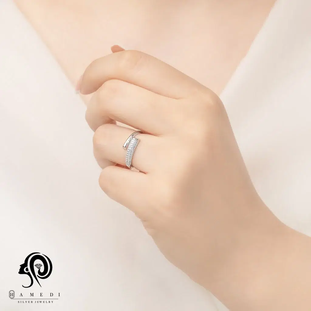 انگشتر نقره زنانه مجلسی جواهری مدل RE B96