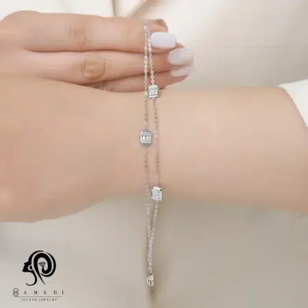 دستبند نقره زنانه زنجیری برلیان و باگت مدل BEC E23