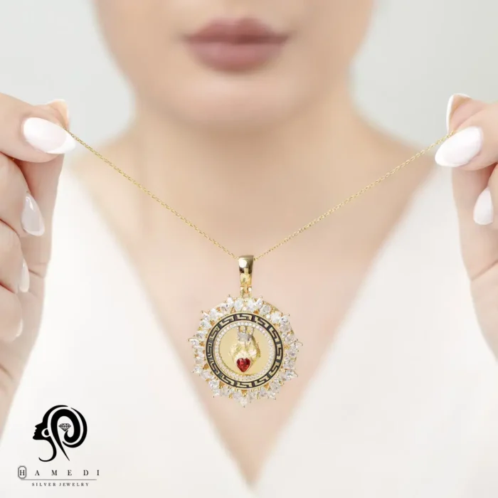 گردنبند ورساچ نقره طلایی الزابت مدل MI J2 T