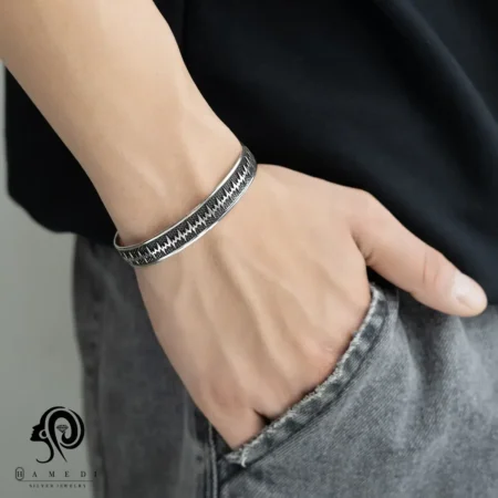 بنگل نقره مردانه ضربان قلب مدل BEB T1