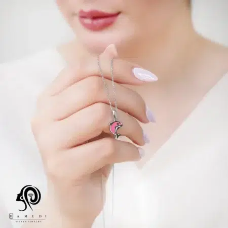 مدال نقره زنانه دلفین صورتی مدل MIM T6
