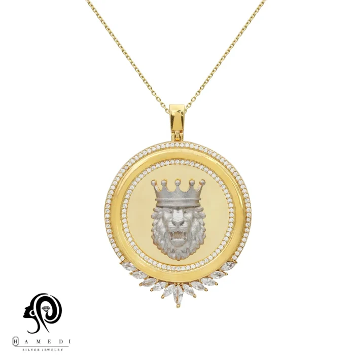 مدال نقره زنانه ورساچه طرح شیر MIV K4 T