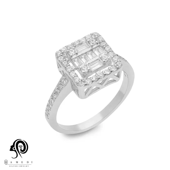 انگشتر نقره زنانه امرالدکات مجلسی مدل RI E100